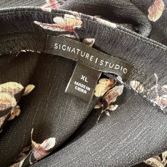 Signature studio ladies, long sleeve blouse, extra large, perfect condition NWOT - Picture 3 of 15